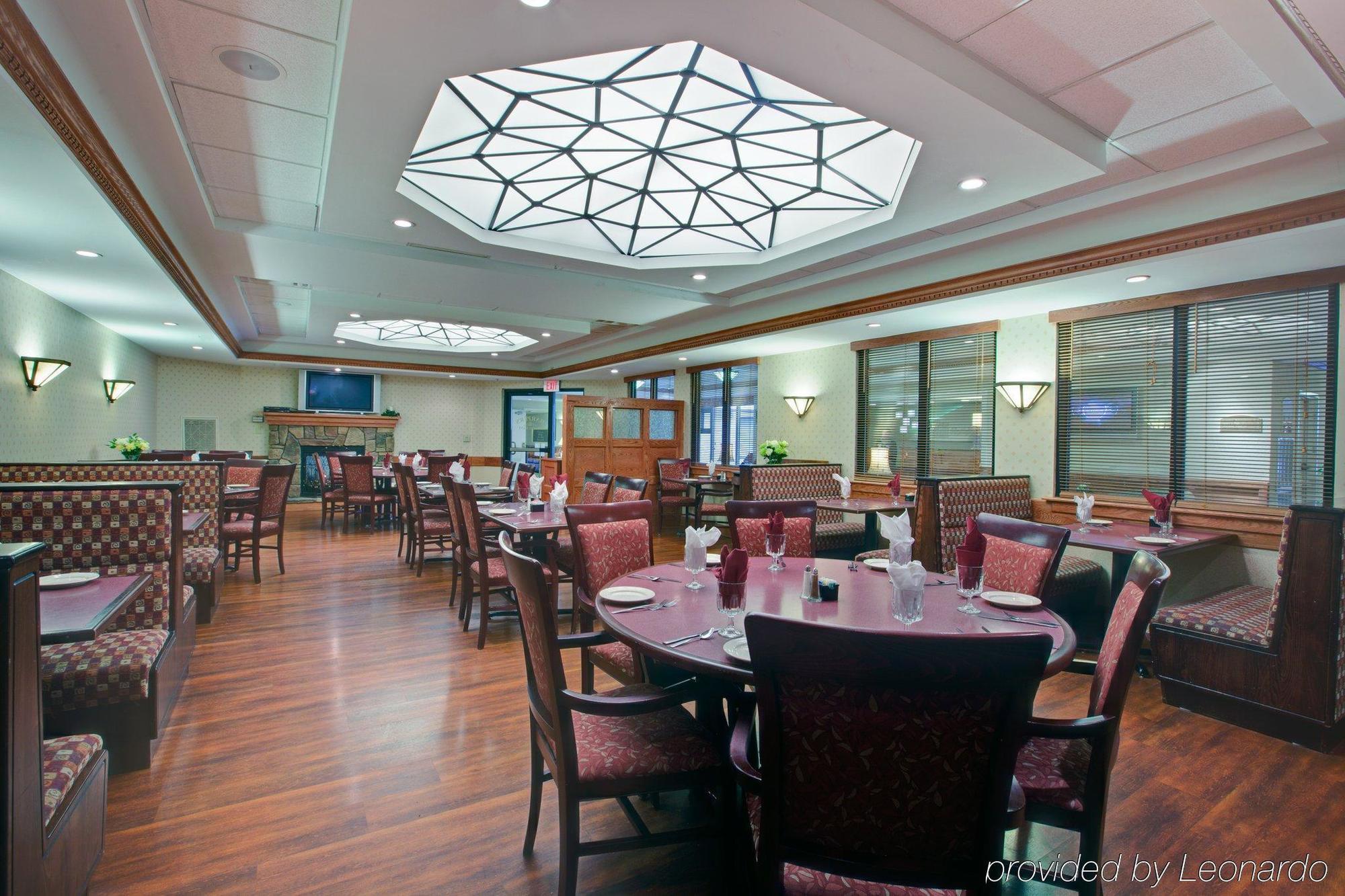 Holiday Inn South Burlington, An Ihg Hotel Restaurant photo